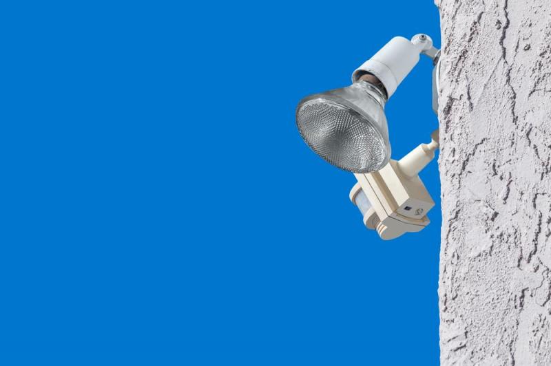 R&eacute;ussir l'installation de votre &eacute;clairage paysager, guide complet